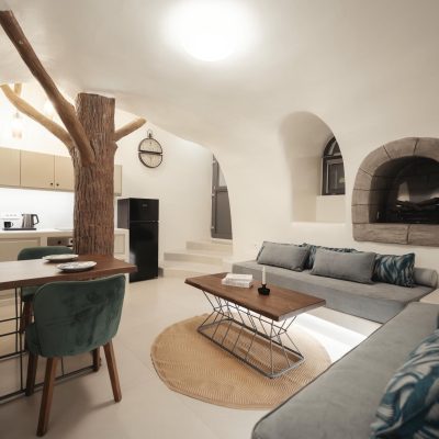 Executive Oak Suite with Outdoor Hot Tub