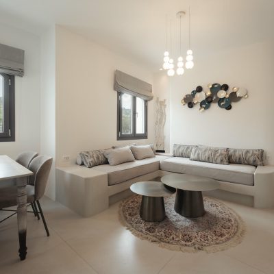 Executive Oak Suite with Outdoor Hot Tub