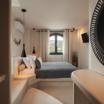 Galaria Serenity Villa with outdoor Hot Tub