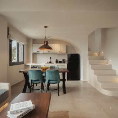 Galaria Serenity Villa with outdoor Hot Tub